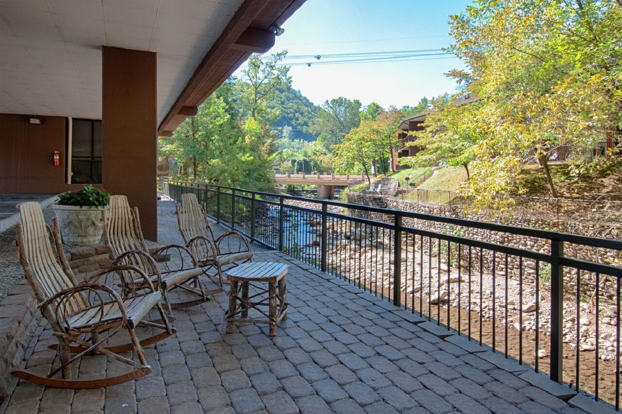 Old Creek Lodge Gatlinburg Exterior foto